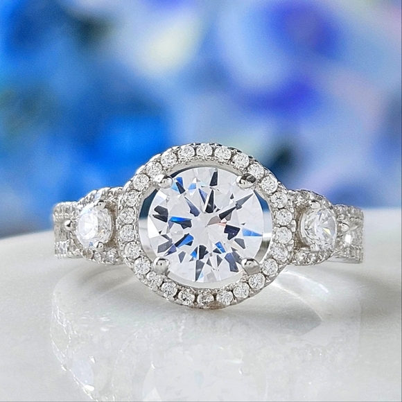 Classic Engagement Style Round Halo ring,  925 Sterling Silver - Picture 6 of 6